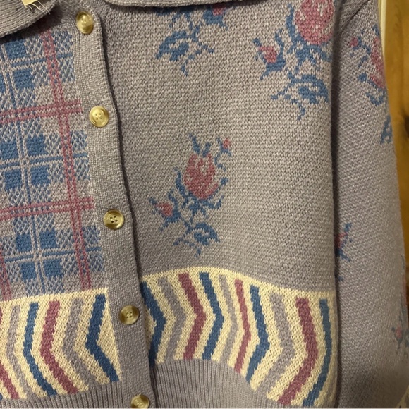 Gray Lavender floral button down sweater cardigan size medium by Hem & Thread - Picture 4 of 8